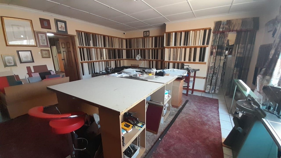3 Bedroom Property for Sale in Van Riebeeck Park Gauteng