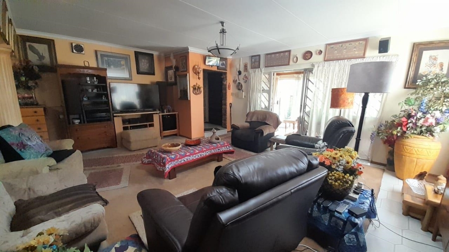3 Bedroom Property for Sale in Van Riebeeck Park Gauteng