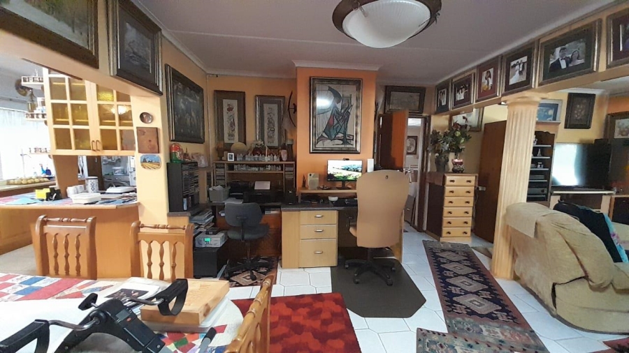 3 Bedroom Property for Sale in Van Riebeeck Park Gauteng