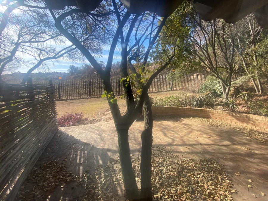 To Let 1 Bedroom Property for Rent in Florida Hills Gauteng