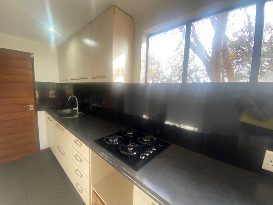 To Let 1 Bedroom Property for Rent in Florida Hills Gauteng
