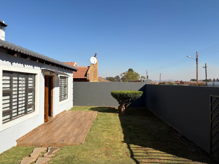 5 Bedroom Property for Sale in Ennerdale Gauteng
