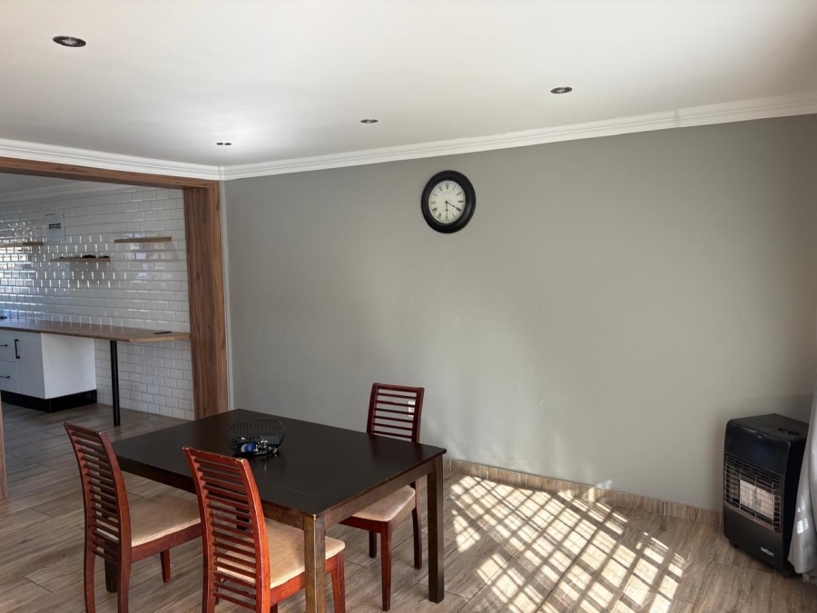 5 Bedroom Property for Sale in Ennerdale Gauteng