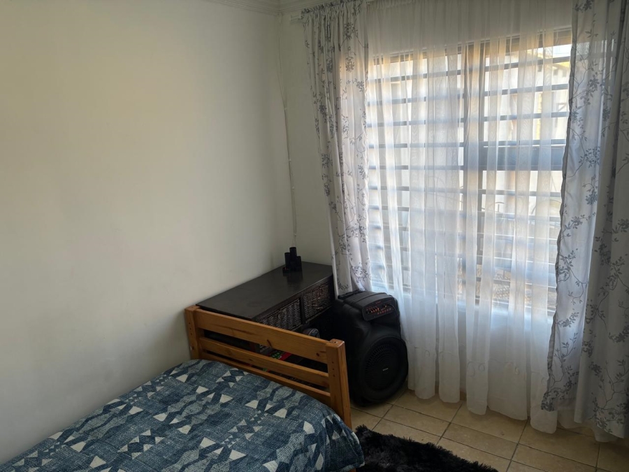 5 Bedroom Property for Sale in Ennerdale Gauteng