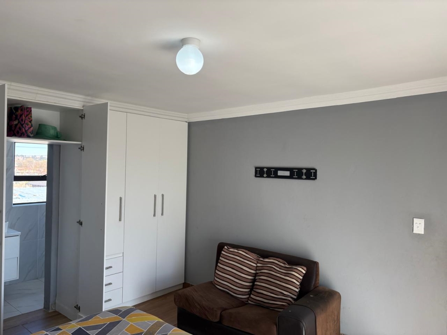 5 Bedroom Property for Sale in Ennerdale Gauteng