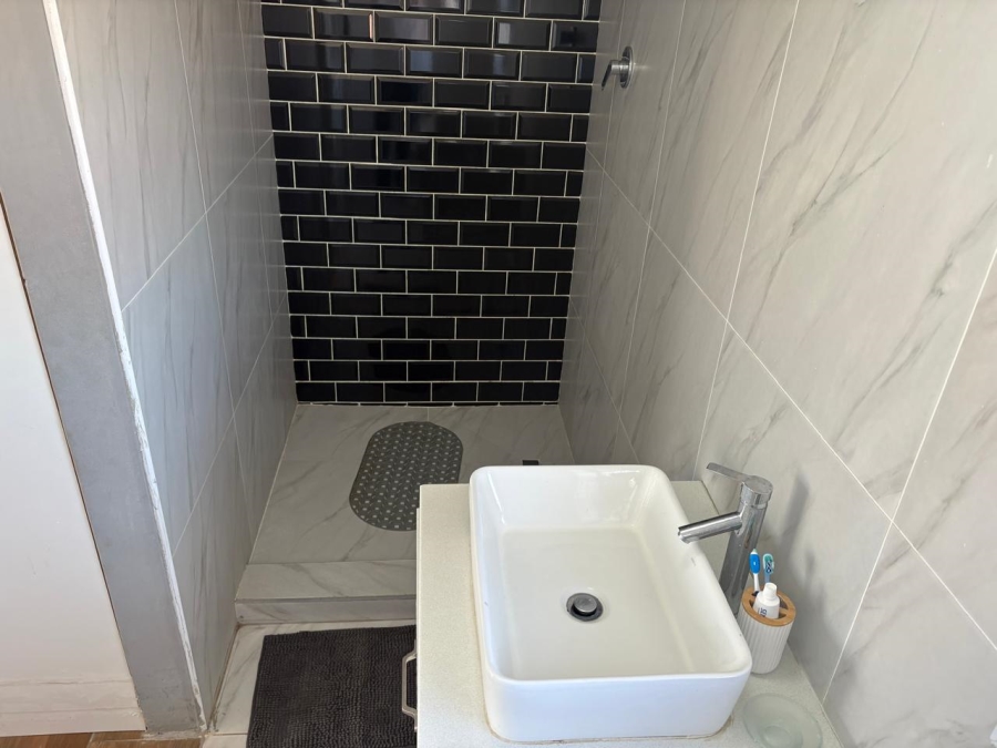 5 Bedroom Property for Sale in Ennerdale Gauteng