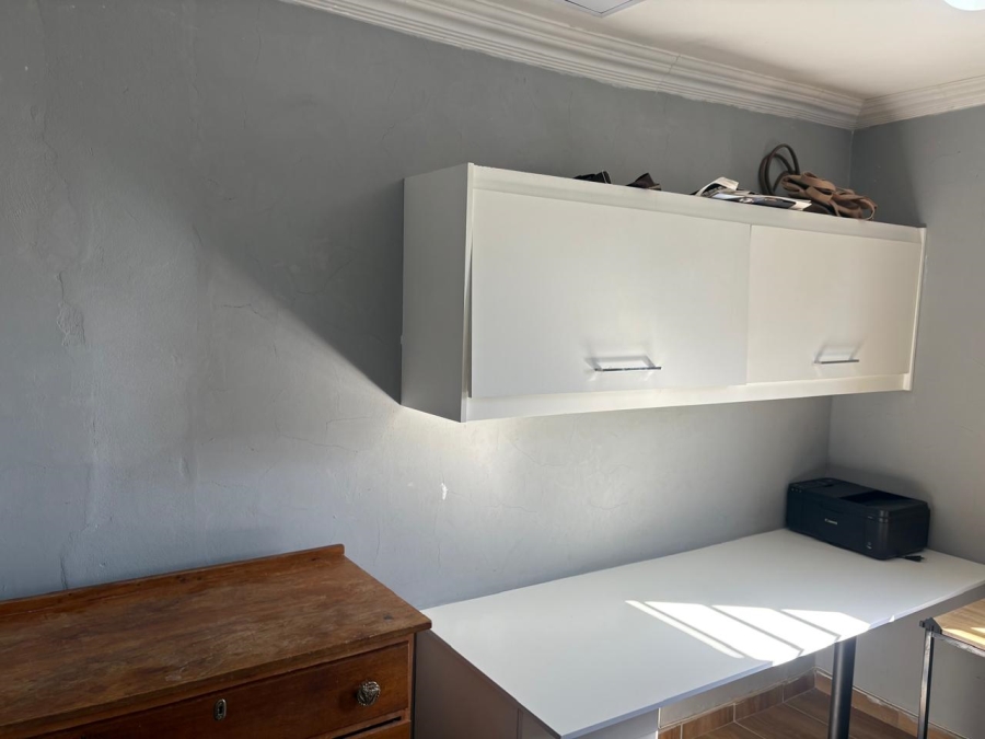 5 Bedroom Property for Sale in Ennerdale Gauteng
