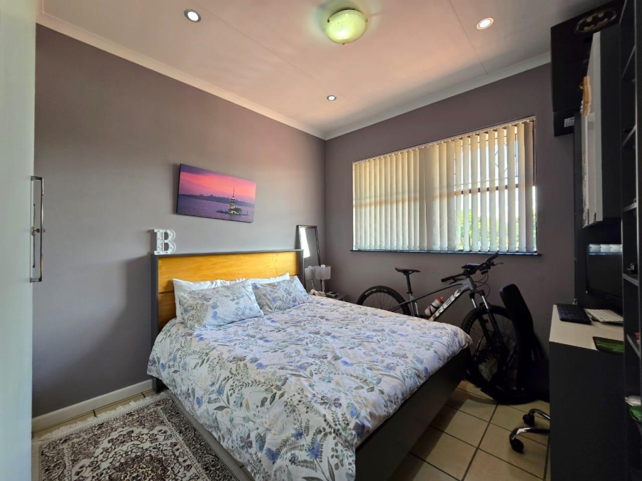3 Bedroom Property for Sale in New Redruth Gauteng