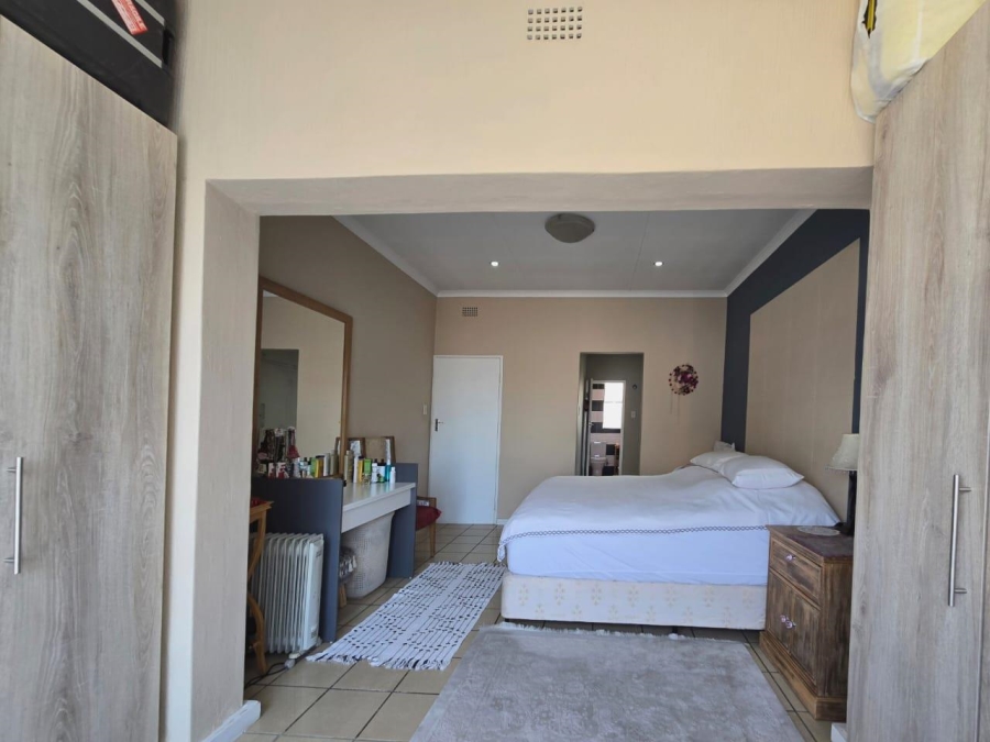 3 Bedroom Property for Sale in New Redruth Gauteng