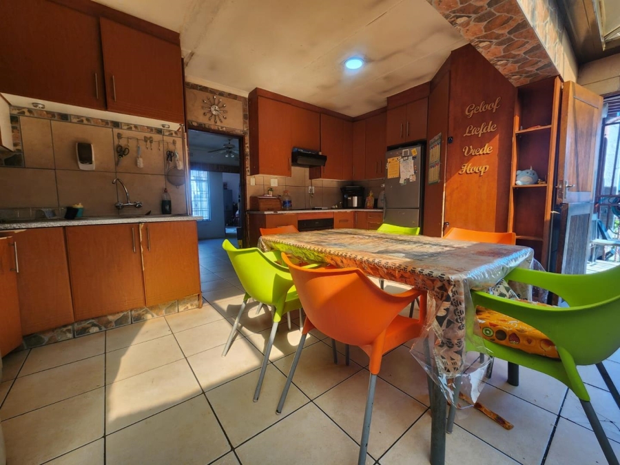 3 Bedroom Property for Sale in Verwoerdpark Gauteng