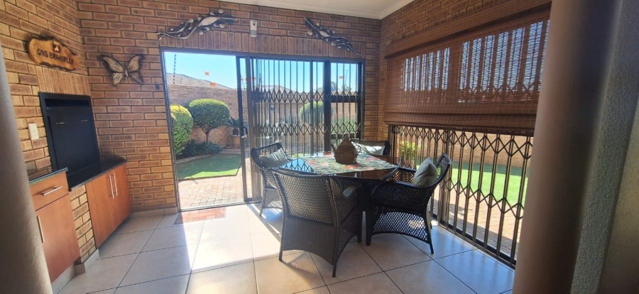 3 Bedroom Property for Sale in New Market Gauteng