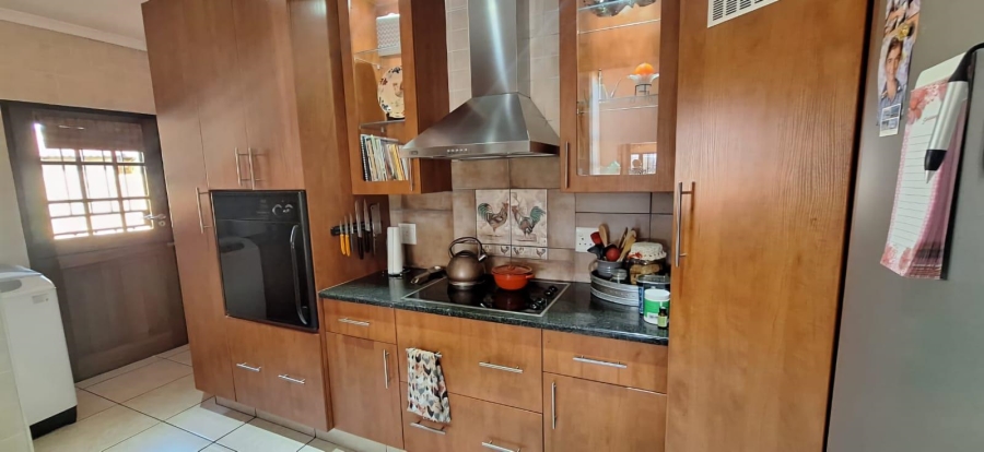 3 Bedroom Property for Sale in New Market Gauteng
