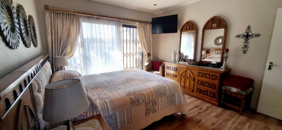 3 Bedroom Property for Sale in New Market Gauteng
