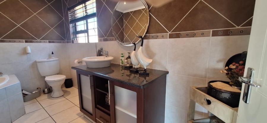 3 Bedroom Property for Sale in New Market Gauteng
