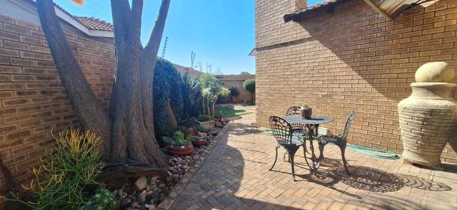 3 Bedroom Property for Sale in New Market Gauteng