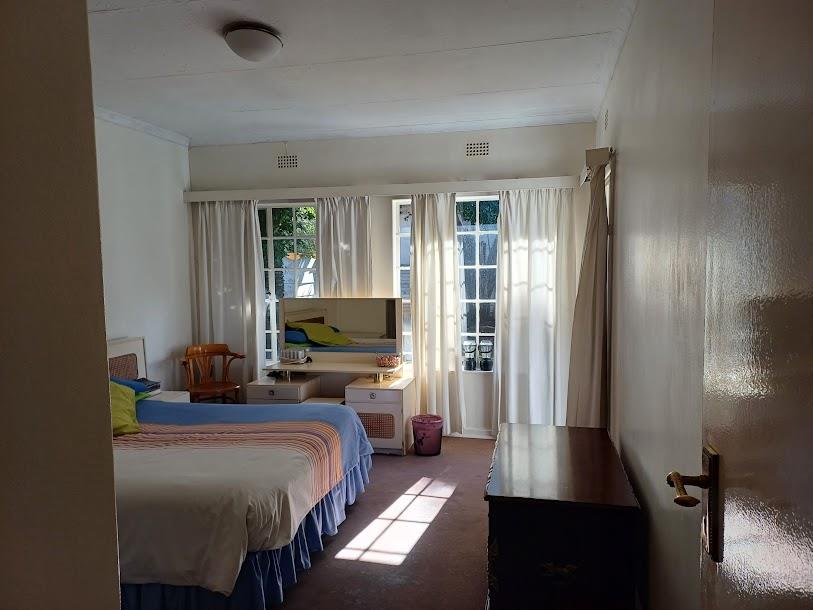5 Bedroom Property for Sale in Ridgeway Gauteng