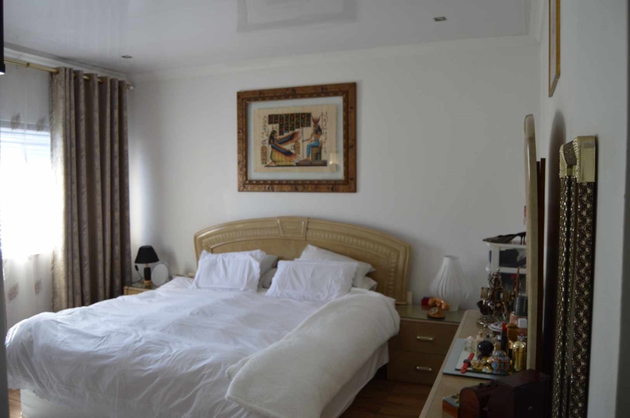 3 Bedroom Property for Sale in Brackendowns Gauteng