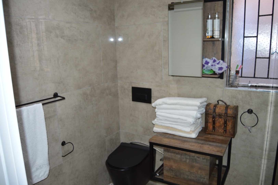 3 Bedroom Property for Sale in Brackendowns Gauteng