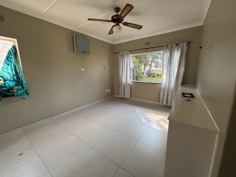 To Let 1 Bedroom Property for Rent in Blairgowrie Gauteng