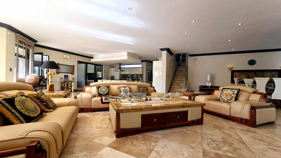 5 Bedroom Property for Sale in Mooikloof Gauteng