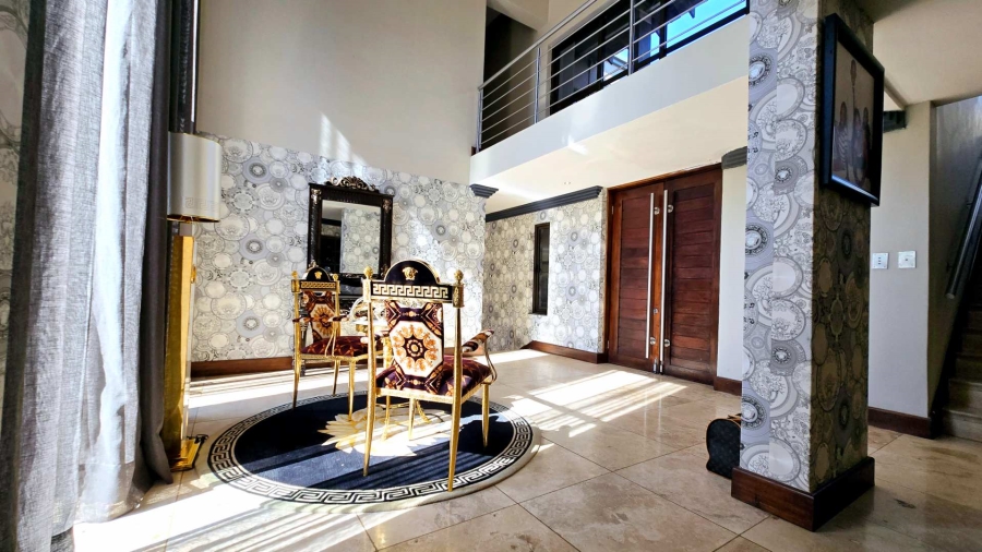 5 Bedroom Property for Sale in Mooikloof Gauteng