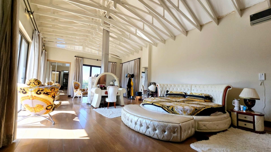 5 Bedroom Property for Sale in Mooikloof Gauteng
