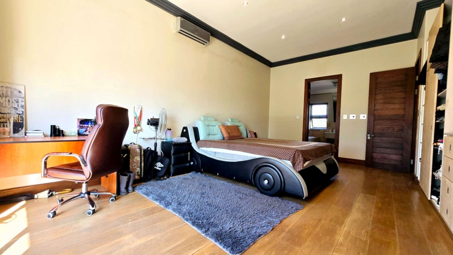 5 Bedroom Property for Sale in Mooikloof Gauteng