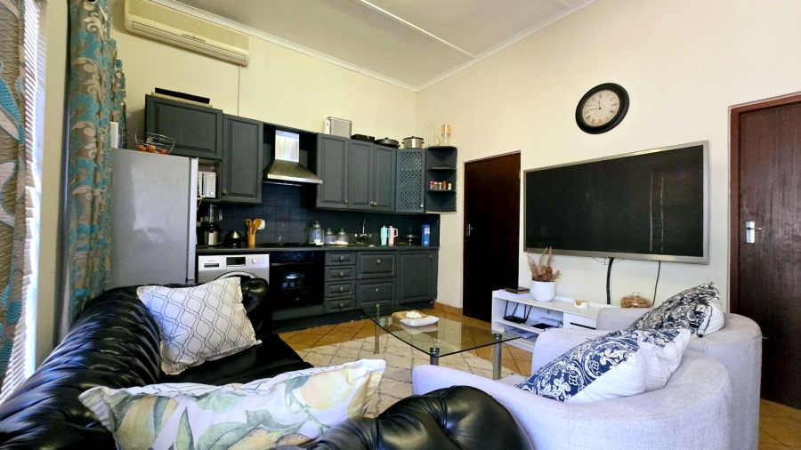 5 Bedroom Property for Sale in Mooikloof Gauteng