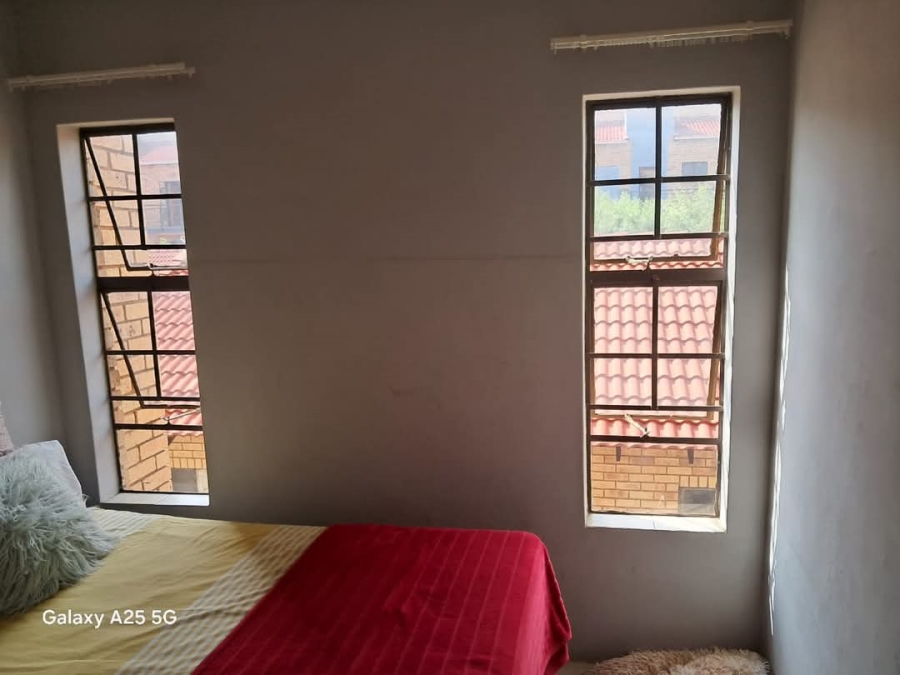 To Let 2 Bedroom Property for Rent in The Orchards Gauteng