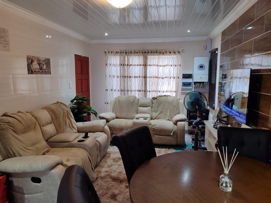 3 Bedroom Property for Sale in Amandasig Gauteng