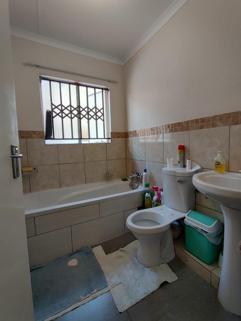 3 Bedroom Property for Sale in Amandasig Gauteng