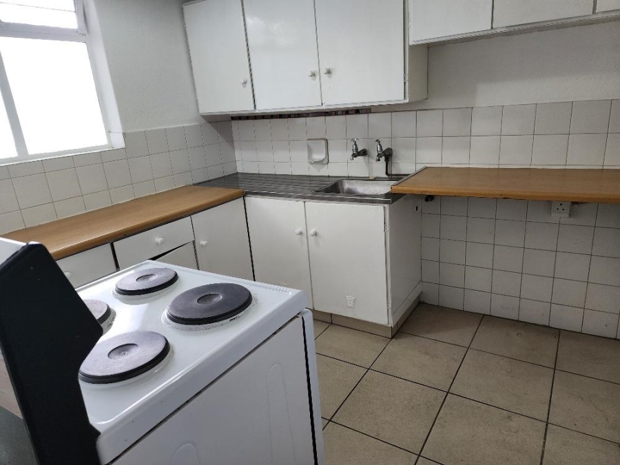 To Let 1 Bedroom Property for Rent in Craighall Gauteng