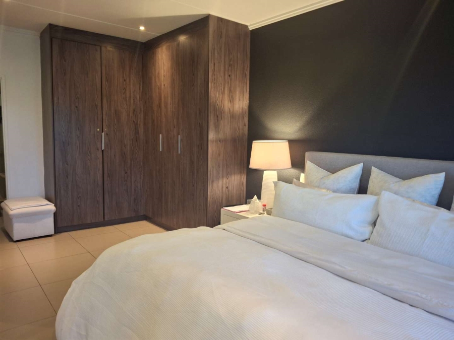 To Let 2 Bedroom Property for Rent in Morningside Gauteng
