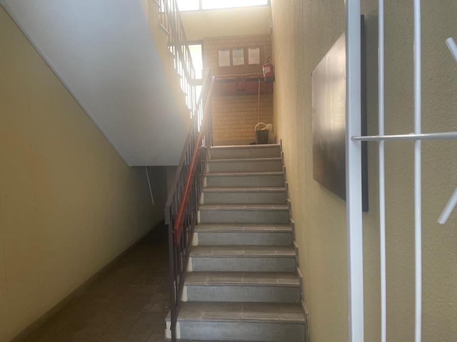 1 Bedroom Property for Sale in Illovo Gauteng