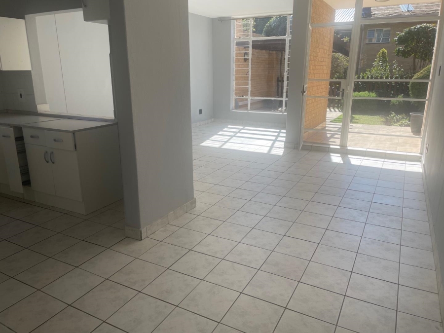 1 Bedroom Property for Sale in Illovo Gauteng