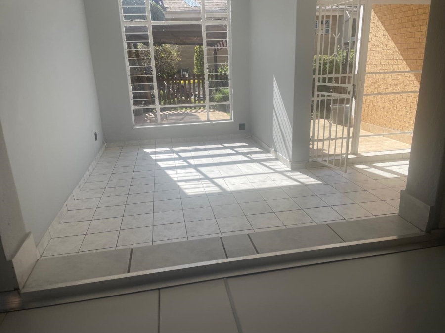 1 Bedroom Property for Sale in Illovo Gauteng