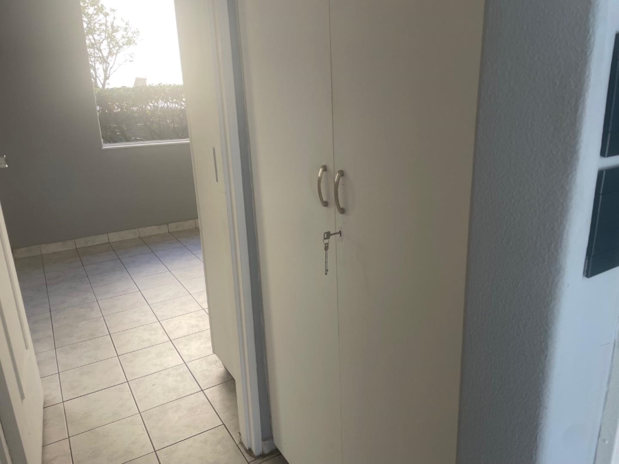 1 Bedroom Property for Sale in Illovo Gauteng