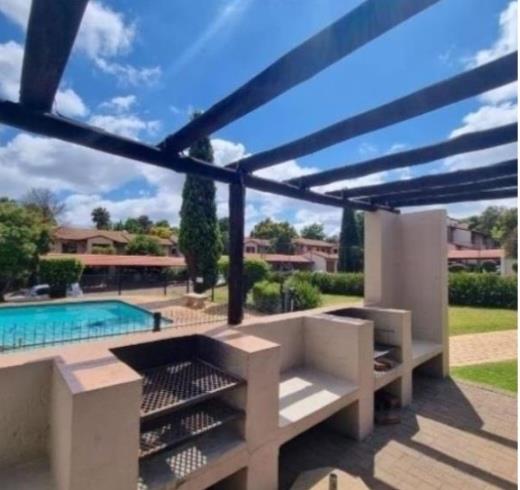 To Let 2 Bedroom Property for Rent in Bedfordview Gauteng
