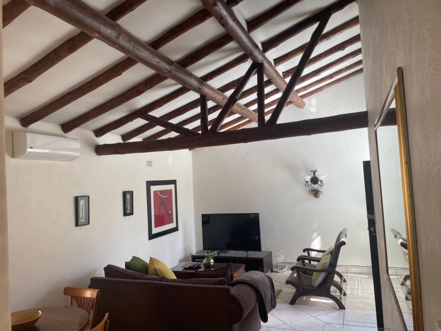 To Let 2 Bedroom Property for Rent in Sandown Gauteng
