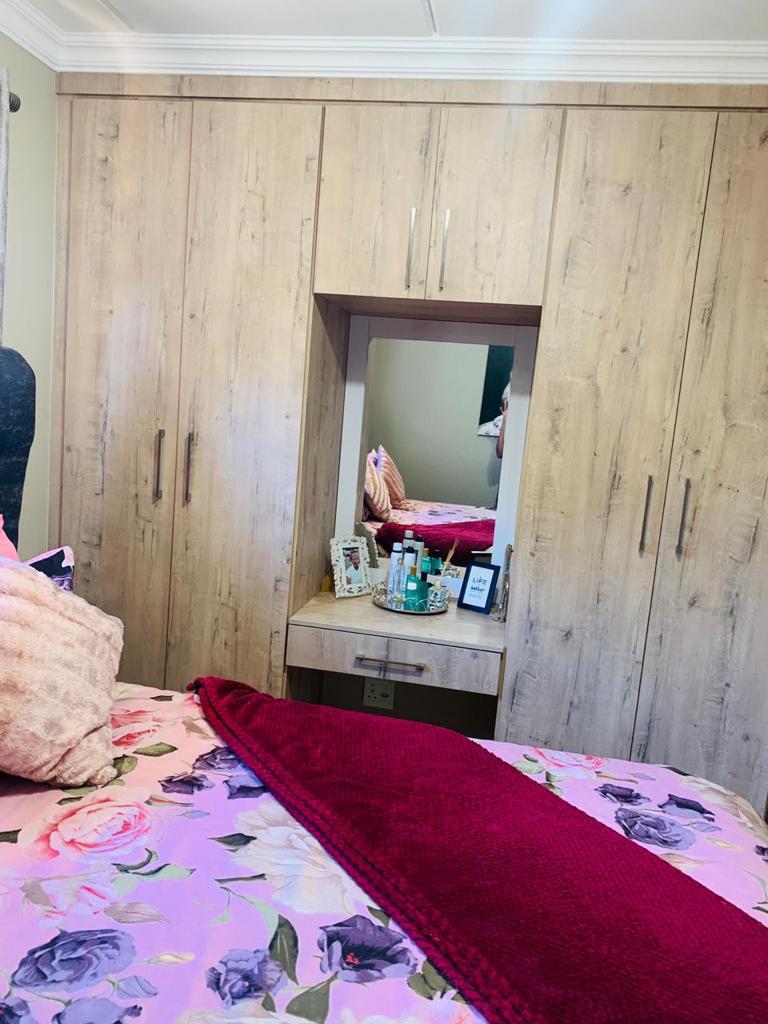 3 Bedroom Property for Sale in Annlin Gauteng