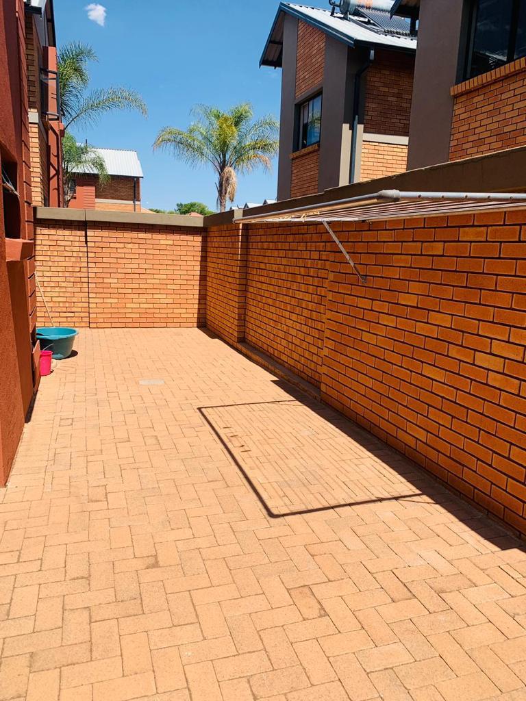 3 Bedroom Property for Sale in Annlin Gauteng