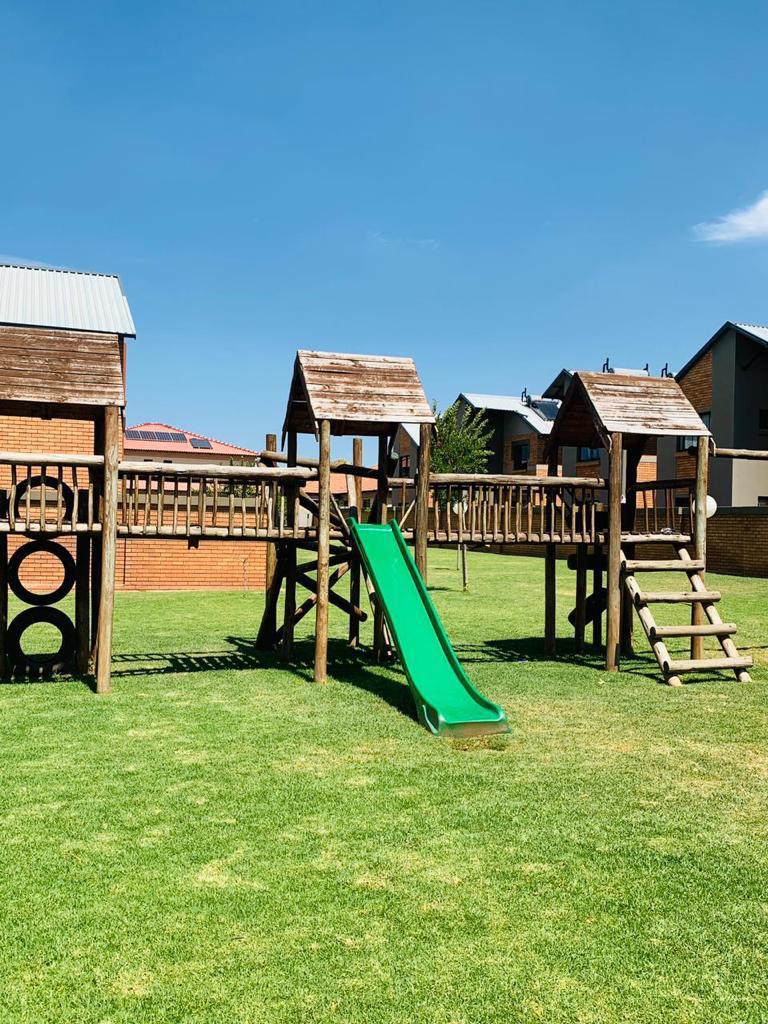 3 Bedroom Property for Sale in Annlin Gauteng