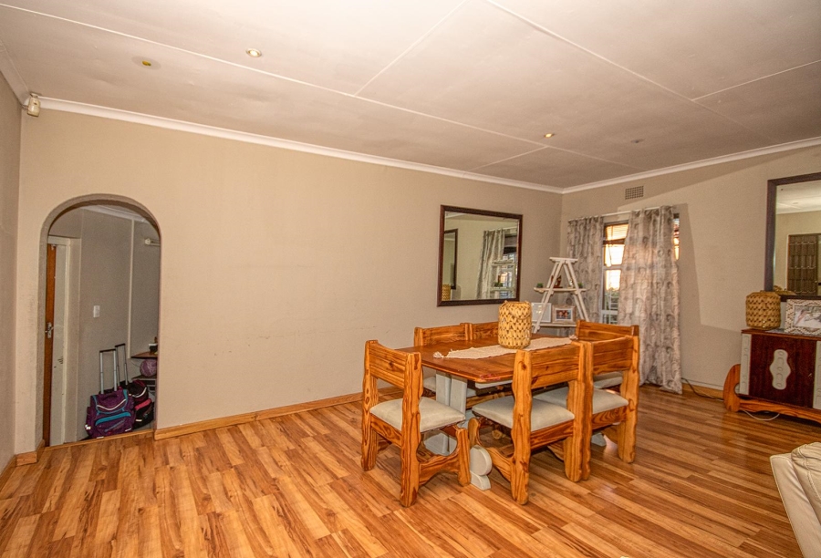 3 Bedroom Property for Sale in Verwoerdpark Gauteng
