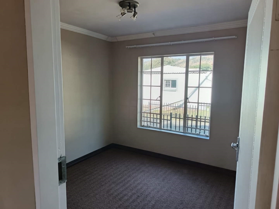 To Let 3 Bedroom Property for Rent in Hartbeeshoek Gauteng