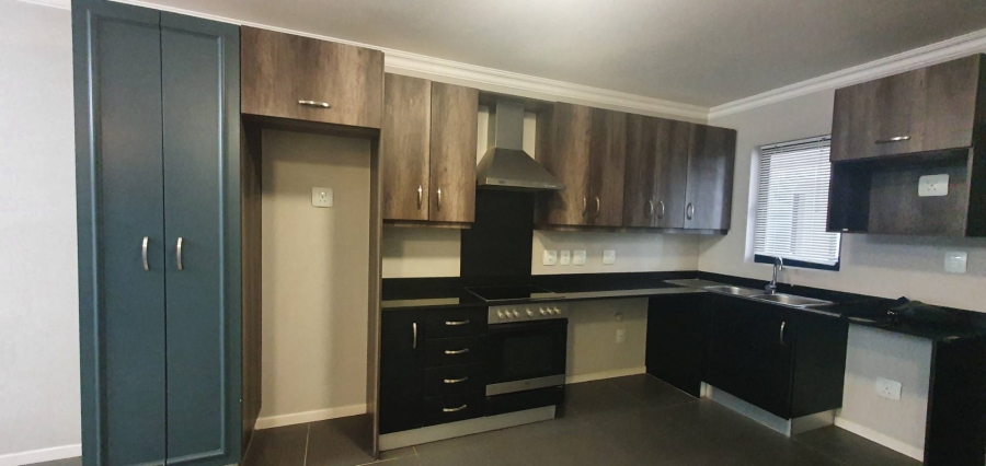 To Let 2 Bedroom Property for Rent in Rivonia Gauteng