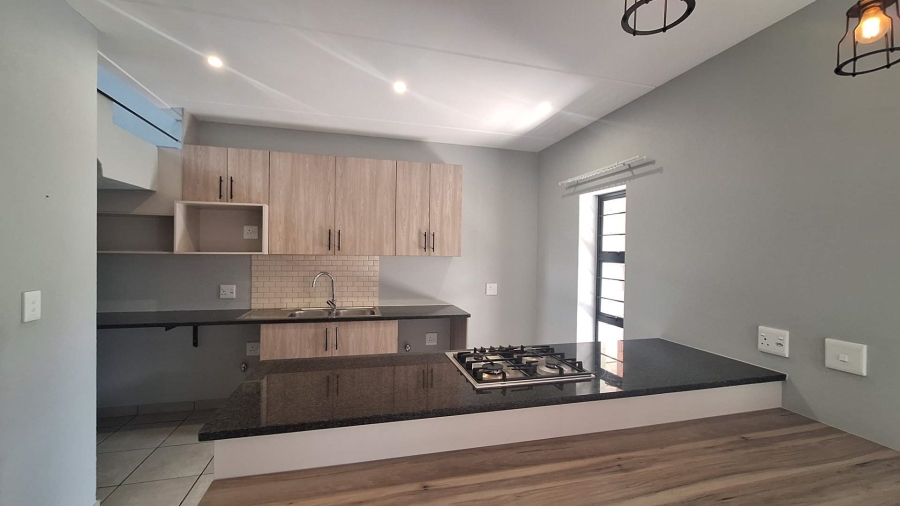 To Let 2 Bedroom Property for Rent in Ferndale Gauteng