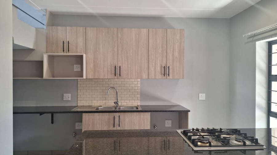 To Let 2 Bedroom Property for Rent in Ferndale Gauteng