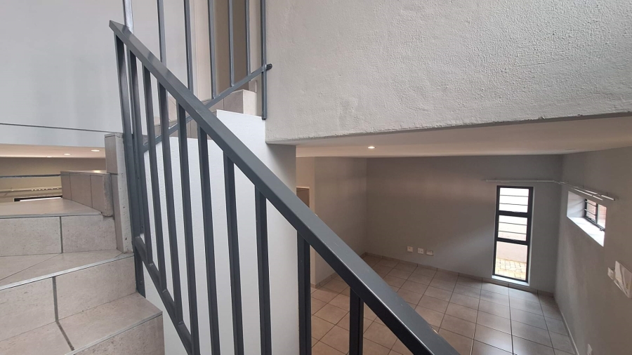 To Let 2 Bedroom Property for Rent in Ferndale Gauteng