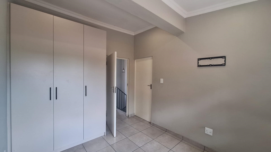 To Let 2 Bedroom Property for Rent in Ferndale Gauteng