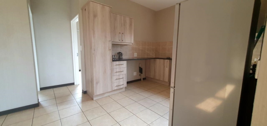 2 Bedroom Property for Sale in Wilgeheuwel Gauteng